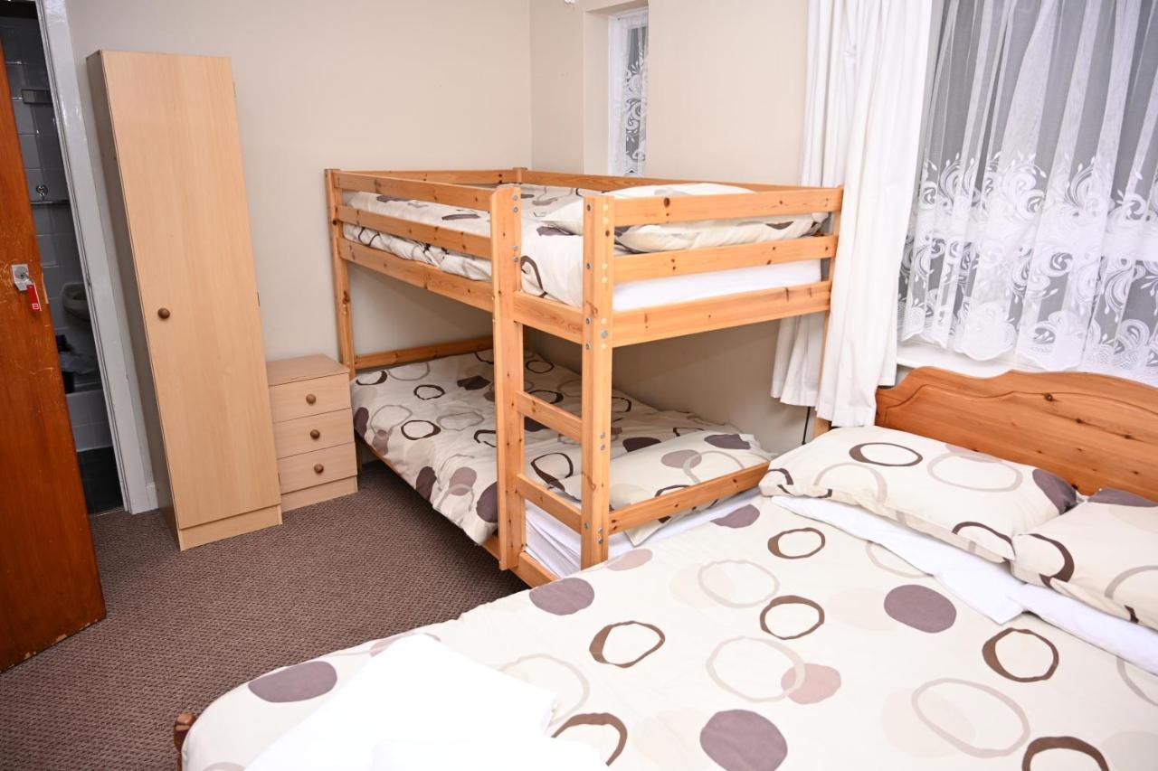 Newburn Hotel Blackpool Bagian luar foto