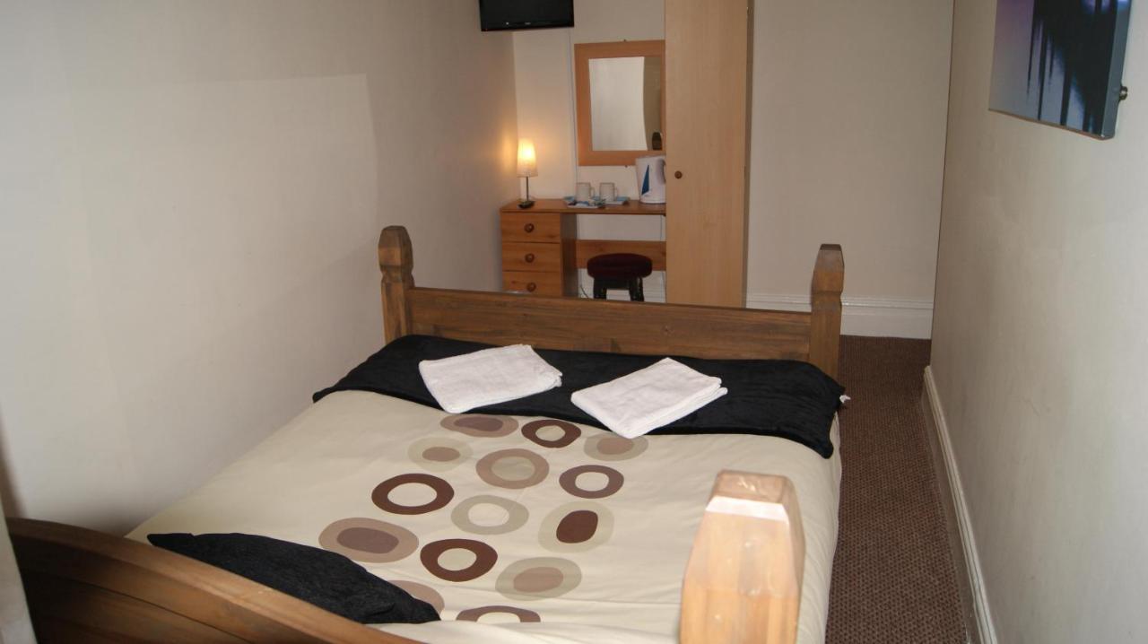 Newburn Hotel Blackpool Bagian luar foto