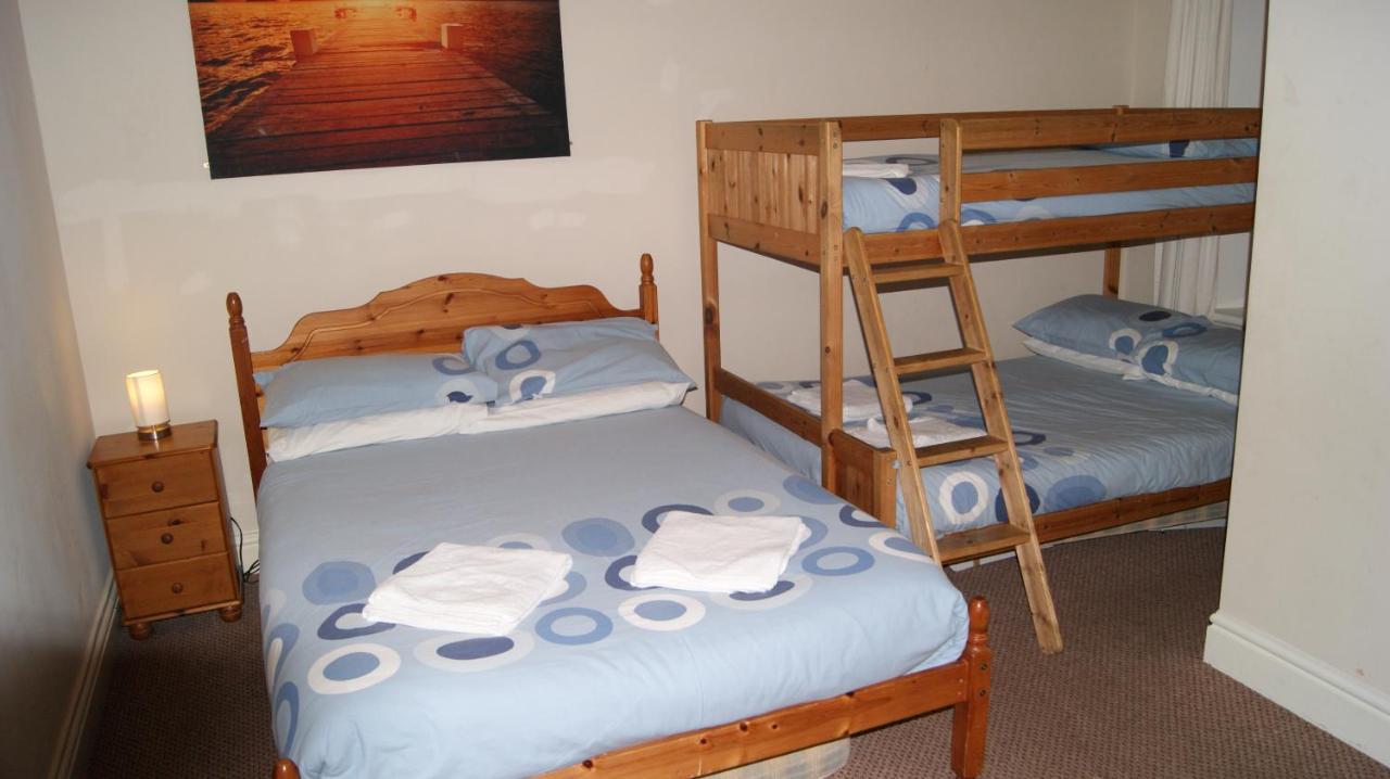 Newburn Hotel Blackpool Bagian luar foto
