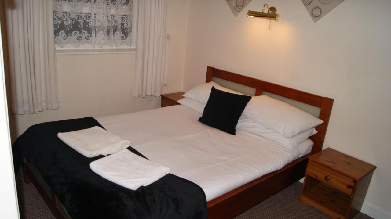 Newburn Hotel Blackpool Bagian luar foto